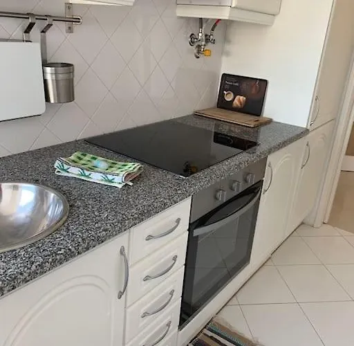 Sweet Concorde T1 Апартаменти Портіман